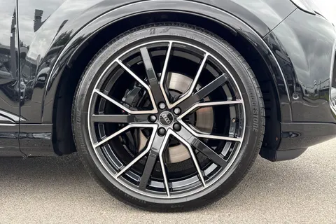 DE74HXK Audi SQ7 SUV Black Edition TFSI 507 PS tiptronic Thumbnail #10