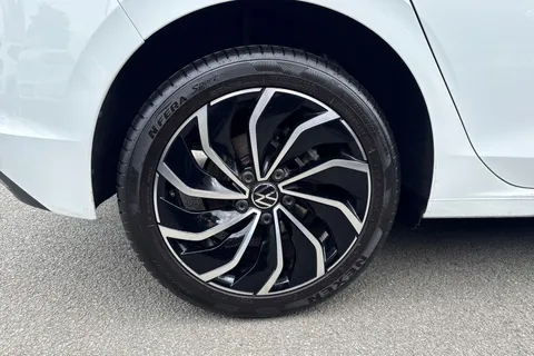 YF23XCT Volkswagen Golf 1.5 TSI (EVO) 2023MY Style Edition | Driver Assistance Pack Thumbnail #11