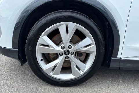 KM74SRZ Audi Q4 e-tron 210kW 45 82kWh S Line 5dr Auto [Leather] Thumbnail #11