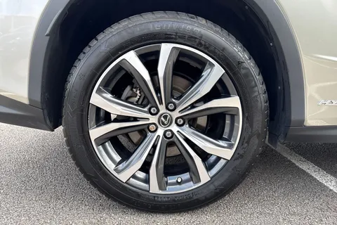 DB21CXP Lexus Rx 3.5 450h V6 E-CVT 4WD Euro 6 (s/s) 5dr Thumbnail #11