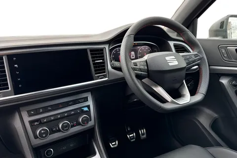  SEAT Ateca 1.5 TSI EVO FR Black Edition Euro 6 (s/s) 5dr Thumbnail #18