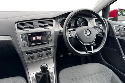 18 of 67 for VOLKSWAGEN GOLF 1.4 TSI Match 5dr