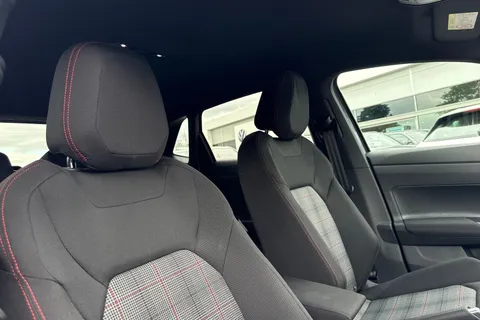  Volkswagen Polo 2.0 TSI GTI DSG Euro 6 (s/s) 5dr Thumbnail #24