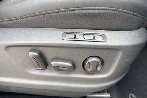  SEAT Ateca 1.5 TSI EVO FR Black Edition Euro 6 (s/s) 5dr Thumbnail #32