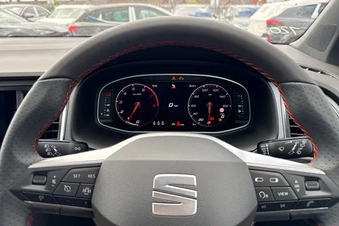  SEAT Ateca 1.5 TSI EVO FR Black Edition Euro 6 (s/s) 5dr Thumbnail #33