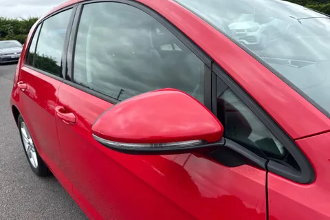 28 of 67 for VOLKSWAGEN GOLF 1.4 TSI Match 5dr