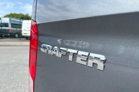 DF24ELW Volkswagen Crafter 2.0 TDI 140PS Commerce Plus High Roof Van Thumbnail #34