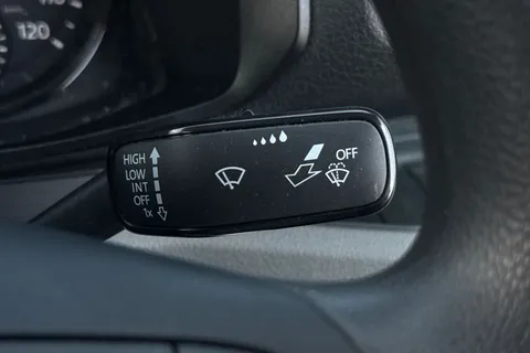 DF24ELW Volkswagen Crafter 2.0 TDI 140PS Commerce Plus High Roof Van Thumbnail #38