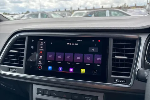  SEAT Ateca 1.5 TSI EVO FR Black Edition Euro 6 (s/s) 5dr Thumbnail #40