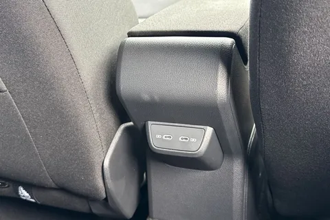  Volkswagen Polo 2.0 TSI GTI DSG Euro 6 (s/s) 5dr Thumbnail #38