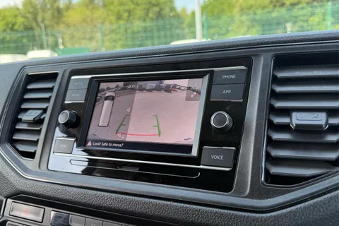 DF24ELW Volkswagen Crafter 2.0 TDI 140PS Commerce Plus High Roof Van Thumbnail #53