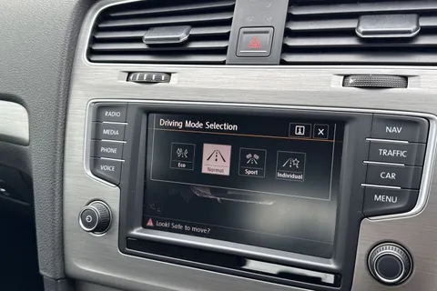 52 of 67 for VOLKSWAGEN GOLF 1.4 TSI Match 5dr