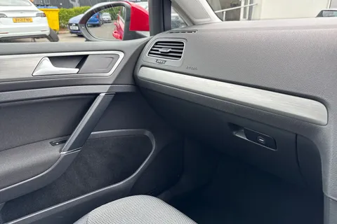 59 of 67 for VOLKSWAGEN GOLF 1.4 TSI Match 5dr