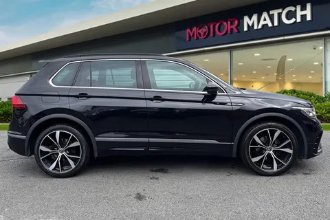 VF21HWT Volkswagen Tiguan 1.5 TSI R-Line DSG Euro 6 (s/s) 5dr Thumbnail #4