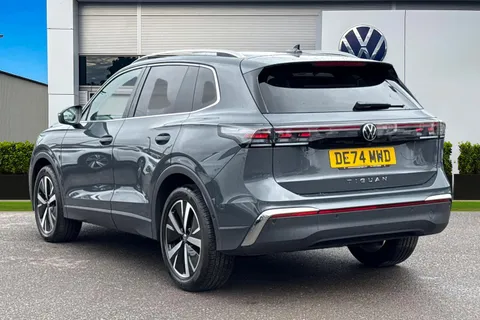 DE74MWD Volkswagen Tiguan 2.0 TDI Elegance 5dr DSG ⭐ Infotainment pack plus, HD lights, winter Pack⭐ Thumbnail #3