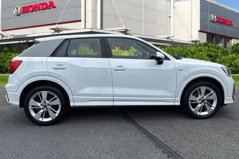 VE72CZU Audi Q2 35 TFSI S Line 5dr S Tronic Thumbnail #4