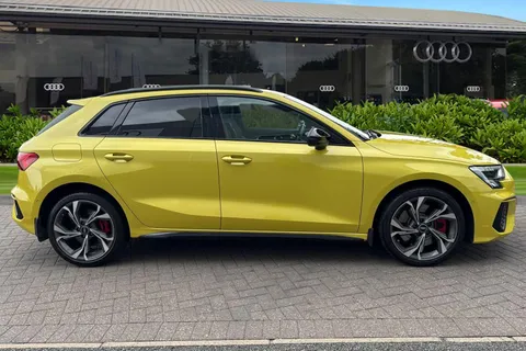 DJ21CAZ Audi A3 S line Competition 45 TFSI e 245 PS S tronic Thumbnail #4