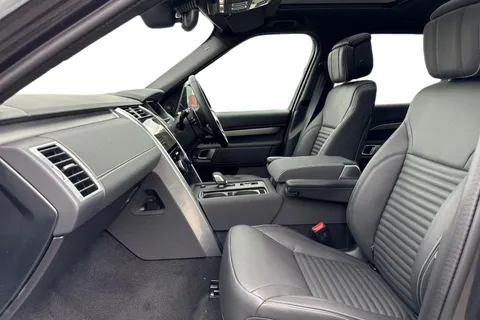 Land Rover Discovery 3.0 D350 MHEV Dynamic HSE Auto 4WD Euro 6 (s/s) 5dr Thumbnail #4