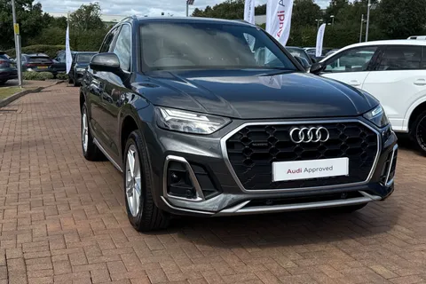 GJ74EBD Audi Q5 S line 45 TFSI quattro 265 PS S tronic Thumbnail #9