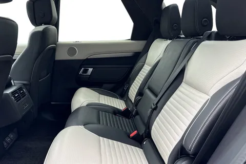 KW73VWS Land Rover Discovery 3.0 D300 Dynamic HSE 5dr Thumbnail #5