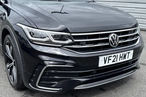 VF21HWT Volkswagen Tiguan 1.5 TSI R-Line DSG Euro 6 (s/s) 5dr Thumbnail #9