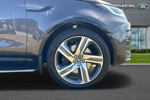  Land Rover Discovery 3.0 D350 MHEV Dynamic HSE Auto 4WD Euro 6 (s/s) 5dr Thumbnail #9