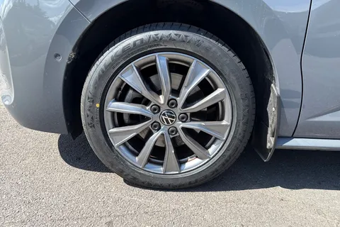 BG22CPU Volkswagen Multivan 1.4 TSI eHybrid Energetic 5dr DSG Thumbnail #10