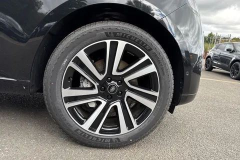 Land Rover Range Rover 3.0 D350 MHEV HSE Auto 4WD Euro 6 (s/s) 5dr Thumbnail #9