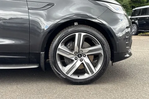 Land Rover Discovery 3.0 D350 MHEV Dynamic HSE Auto 4WD Euro 6 (s/s) 5dr Thumbnail #9