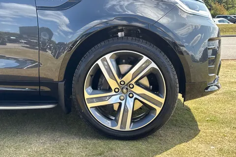  Land Rover Discovery 3.0 D350 MHEV Dynamic HSE Auto 4WD Euro 6 (s/s) 5dr Thumbnail #9