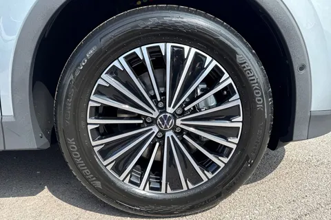 Volkswagen Tiguan 2.0 TDI Match DSG Euro 6 (s/s) 5dr Thumbnail #10