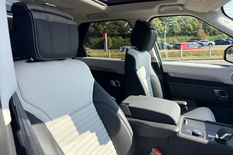  Land Rover Discovery 3.0 D350 MHEV Dynamic HSE Auto 4WD Euro 6 (s/s) 5dr Thumbnail #11