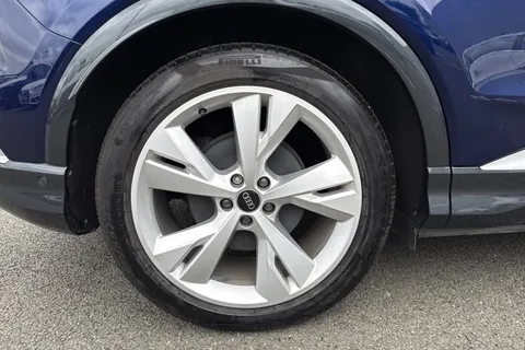 LO73MKN Audi Q4 e-tron 40 S line Sportback Auto 5dr 82kWh Thumbnail #11