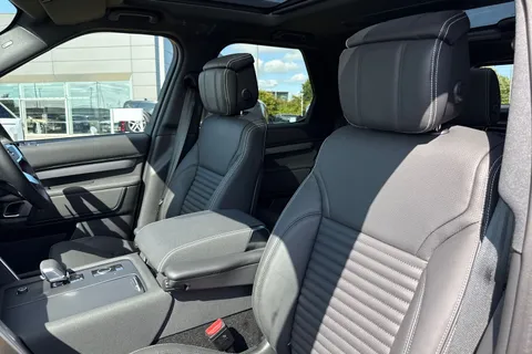 Land Rover Discovery 3.0 D350 MHEV Dynamic HSE Auto 4WD Euro 6 (s/s) 5dr Thumbnail #12