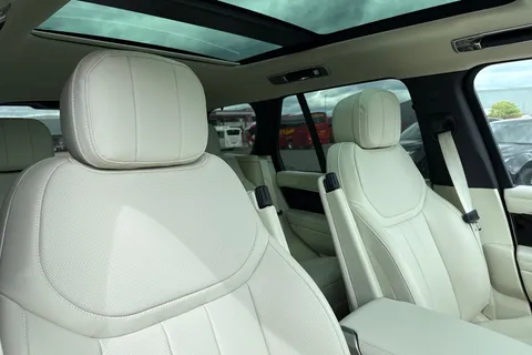 Land Rover Range Rover 3.0 D350 MHEV HSE Auto 4WD Euro 6 (s/s) 5dr Thumbnail #11