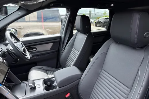  Land Rover Discovery Sport 2.0 D200 MHEV Dynamic HSE Auto 4WD Euro 6 (s/s) 5dr Thumbnail #12