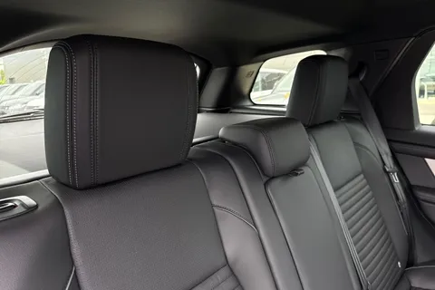  Land Rover Discovery Sport 2.0 D200 MHEV Dynamic HSE Auto 4WD Euro 6 (s/s) 5dr Thumbnail #13