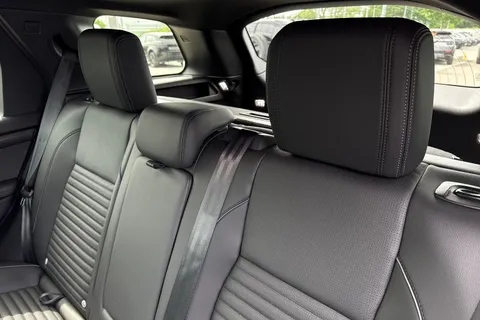  Land Rover Discovery Sport 2.0 D200 MHEV Dynamic HSE Auto 4WD Euro 6 (s/s) 5dr Thumbnail #14