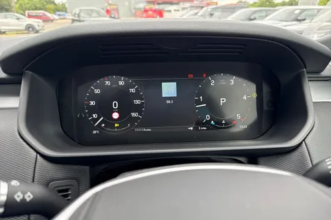 Land Rover Discovery 3.0 D350 MHEV Dynamic HSE Auto 4WD Euro 6 (s/s) 5dr Thumbnail #16