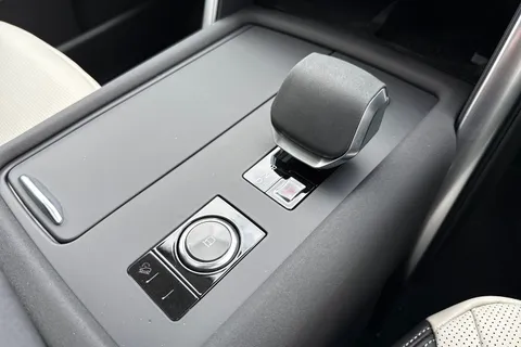  Land Rover Discovery 3.0 D350 MHEV Dynamic HSE Auto 4WD Euro 6 (s/s) 5dr Thumbnail #17