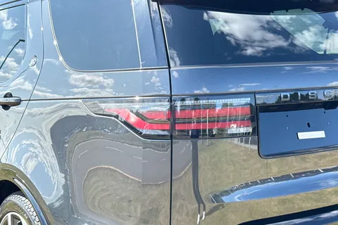 Land Rover Discovery 3.0 D350 MHEV Dynamic HSE Auto 4WD Euro 6 (s/s) 5dr Thumbnail #28