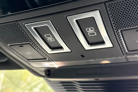 Land Rover Discovery 3.0 D350 MHEV Dynamic HSE Auto 4WD Euro 6 (s/s) 5dr Thumbnail #34