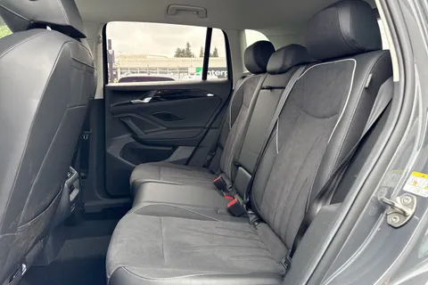 DE74MWD Volkswagen Tiguan 2.0 TDI Elegance 5dr DSG ⭐ Infotainment pack plus, HD lights, winter Pack⭐ Thumbnail #36