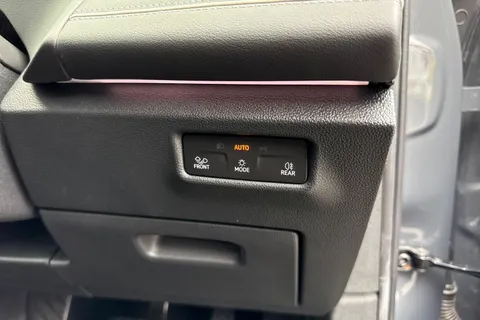 DE74MWD Volkswagen Tiguan 2.0 TDI Elegance 5dr DSG ⭐ Infotainment pack plus, HD lights, winter Pack⭐ Thumbnail #40