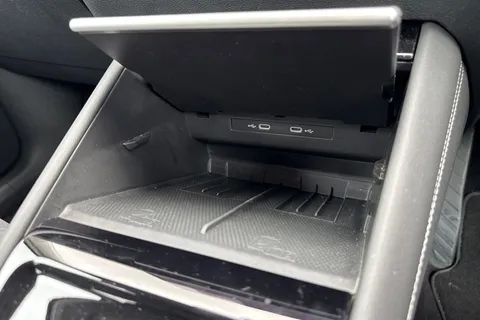 DE74MWD Volkswagen Tiguan 2.0 TDI Elegance 5dr DSG ⭐ Infotainment pack plus, HD lights, winter Pack⭐ Thumbnail #42