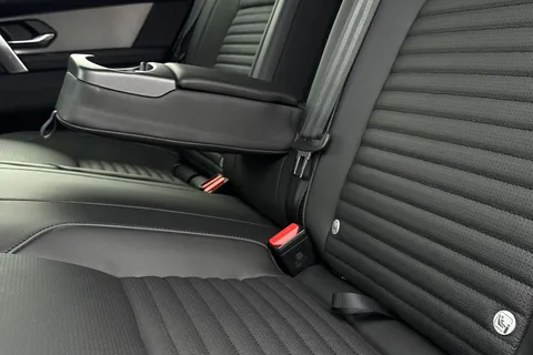  Land Rover Discovery Sport 2.0 D200 MHEV Dynamic HSE Auto 4WD Euro 6 (s/s) 5dr Thumbnail #42