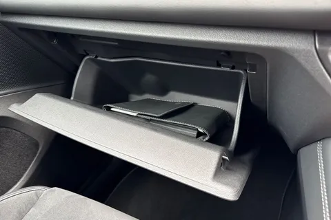 DE74MWD Volkswagen Tiguan 2.0 TDI Elegance 5dr DSG ⭐ Infotainment pack plus, HD lights, winter Pack⭐ Thumbnail #45