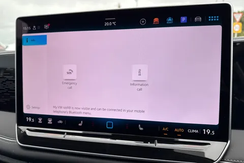 DE74MWD Volkswagen Tiguan 2.0 TDI Elegance 5dr DSG ⭐ Infotainment pack plus, HD lights, winter Pack⭐ Thumbnail #51