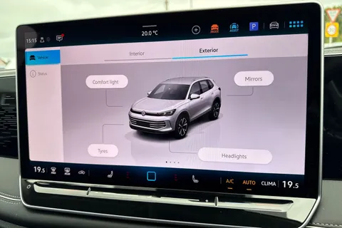 DE74MWD Volkswagen Tiguan 2.0 TDI Elegance 5dr DSG ⭐ Infotainment pack plus, HD lights, winter Pack⭐ Thumbnail #53