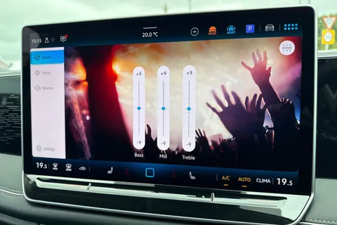 DE74MWD Volkswagen Tiguan 2.0 TDI Elegance 5dr DSG ⭐ Infotainment pack plus, HD lights, winter Pack⭐ Thumbnail #56